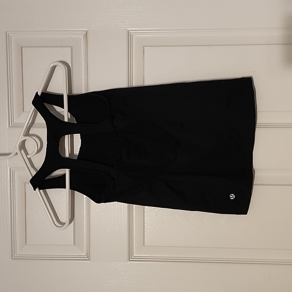 Lululemon Black Yoga Top Mesh Back Size 6 - Picture 2 of 4